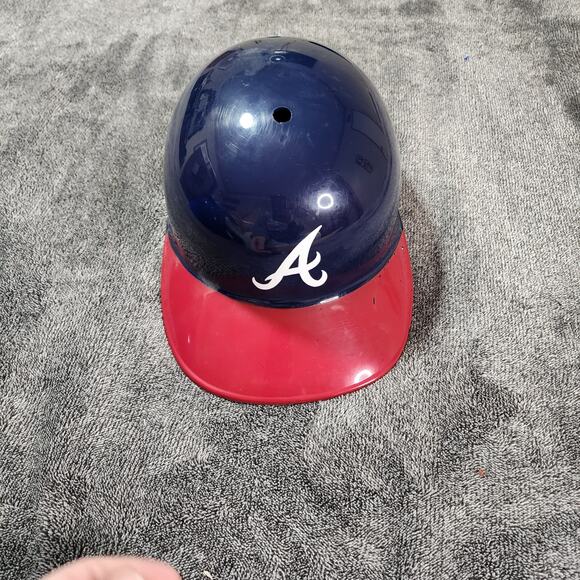 Atlanta Braves min batting helmet for decoration NOT FOR PROTECTION DD - Picture 2 of 10